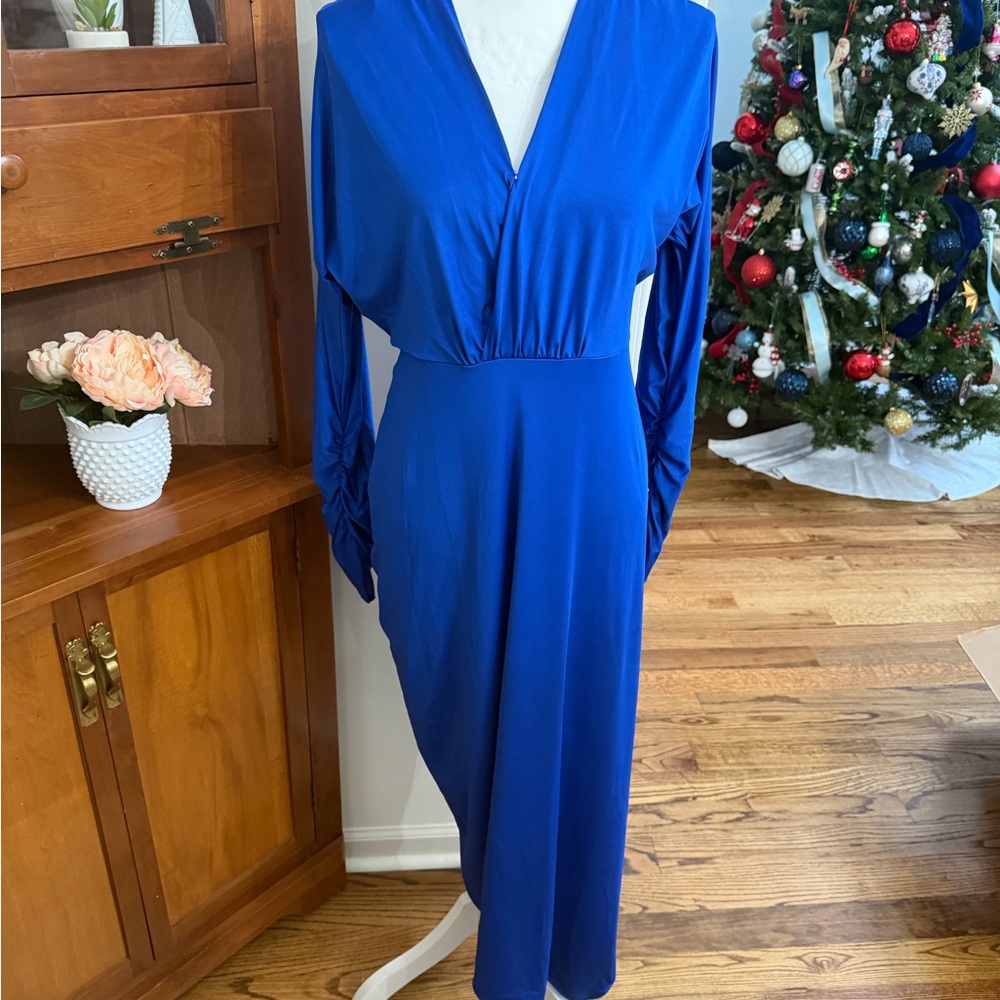 Elegant Royal Blue Long Sleeve V-Neck Dress